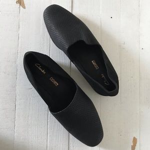 OCT 10 CLOSET CLOSING Clarks Cushion Plus Flats
